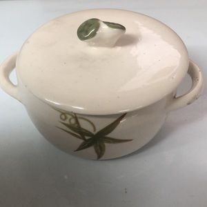 Winfield Passion Flower 1.5 Qt Covered Casserole